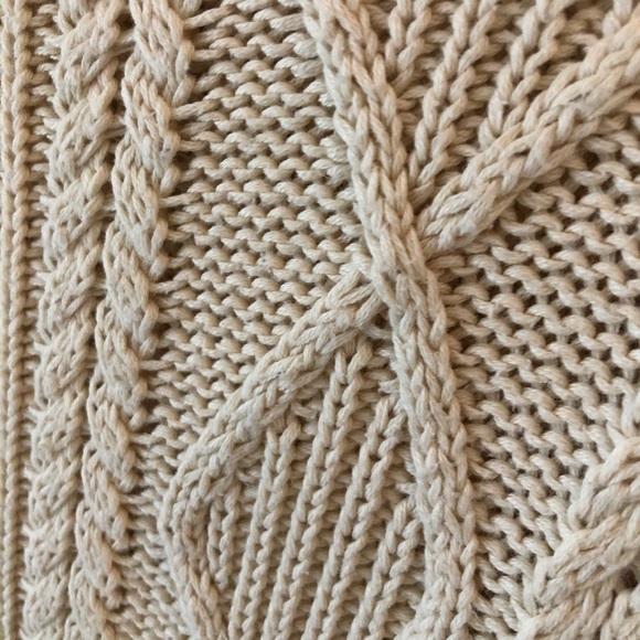 Forever 21 Cream Knit Sweater (Small) - Picture 2 of 2